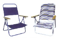 FOLDING CHAIR