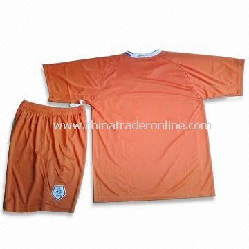 100% Polyester Soccer Jersey with Reinforced Stitching on Shoulders from China