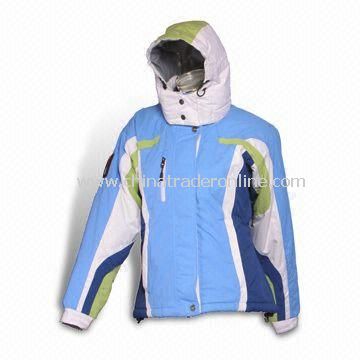 Ski Wear with Nylon Dobby Full Dull Material with Polyester 210T Taffeta Inner Lining from China