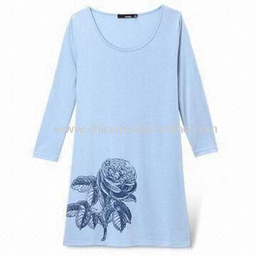 T-shirt with Printed Logo, Made of 100% Viscose, Customized Sizes are Accepted for Women from China