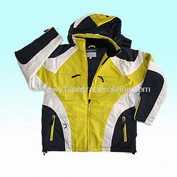 Childrens Sports Jacket with 140g Body Padding and 120g Sleeve Padding from China