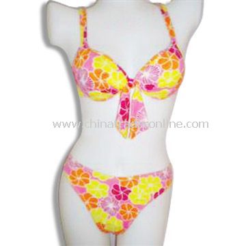 Womens Swimwear, Sizes and Colors As Per Customers Requirements