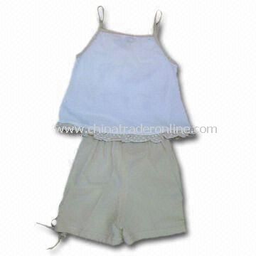 Babies Clothing Set with Two Straps on the Shoulder, Customized Designs Accepted from China
