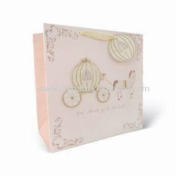 Eco-friendly Paper Gift Bag, Fashionable, Fit for Valentines Day or Promotions from China