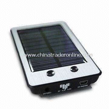 Solar Charger for Apples iPad/iPhone, with Multi-voltage and Suction Cups