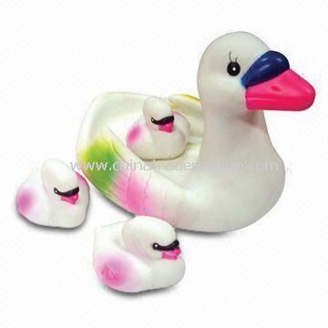 Cute Rubber Bath Swan Toy, Ideal for Promotions and Gifts, Can Squeak
