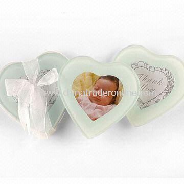 Glass Photo Frame Coasters in Heart Shape, Measures 10 x 10 x 0.4cm, OEM Orders are Welcome