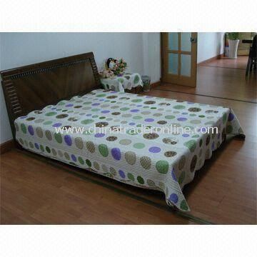 Printed Bedding Set, Includes One Quilt and Two Pieces Pillow Cases, Available in Various Designs from China