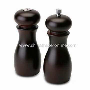 Pepper and Salt Mill, Made of Rubber Wood and with ceramic Grinder