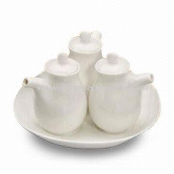 Salt and Pepper Shakers in Creative Shape from China