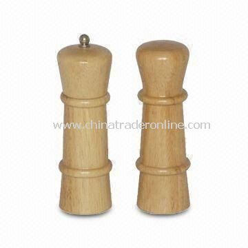 Wooden Salt and Pepper Mills, Different Designs and Sizes Available