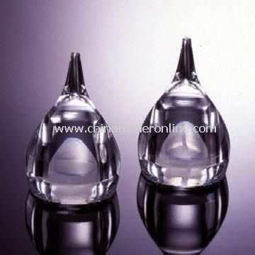 Tear Drop-shaped Salt and Pepper Mills, Made of Acrylic, Measures 5.5 x 8.0cm from China