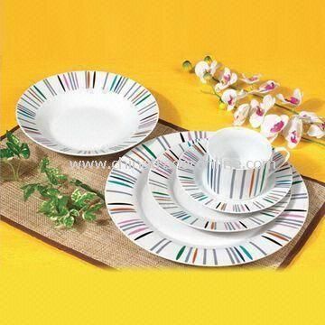 Dinnerware Set, Made of White Porcelain Material and AB Grade, OEM Order Welcomed from China