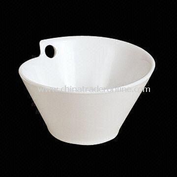 Porcelain Salad Bowl with Hole, Can be Used for Ornaments and Food Services from China