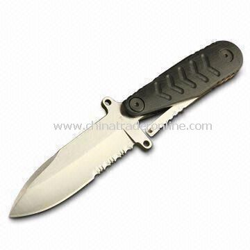 Survival Knife with Locking Scabbard, Partially Serrated Blade, 0.45cm Blade Thickness