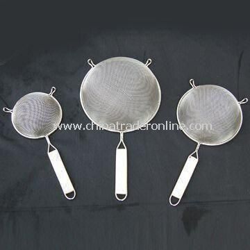 Galvanzied Wire Mesh Skimmer, Made of Stainless Steel, with Wooden and Plastic Handle