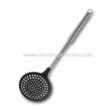 Nylon Skimmer with Stainless Steel Handle, 13-inch Long, Heat-resistant to 210°C from China