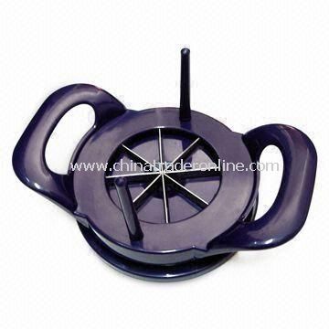 Fruit Cutter, Measures 16.5 x 13.5 x 4.3cm, Available in Black