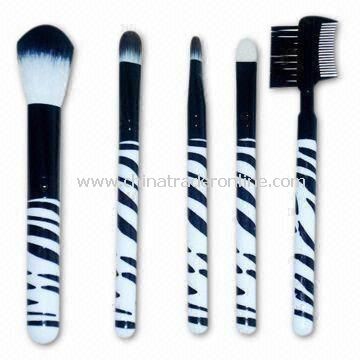 Makeup Brushes with Wood Handle, Various Colors Available, OEM and ODM Orders Welcomed from China