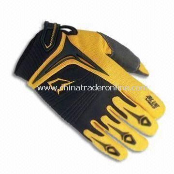 Sports Glove for Protecting Hands from Hurting, Durable Microfiber Venting Padding from China