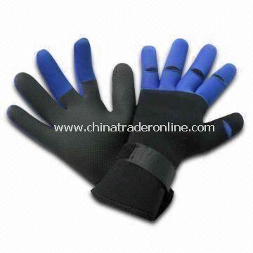 Sports Gloves with Neoprene Lamination, with Hook-and-loop Closure