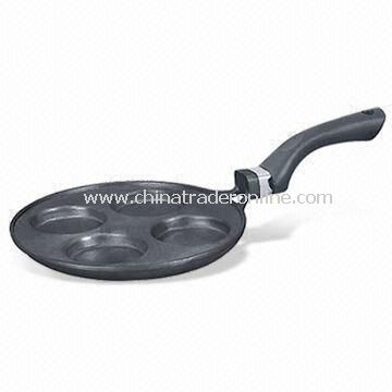 Die-cast Frying Pan, Made of Aluminum, Suitable for 4 Cups Egg Poacher from China