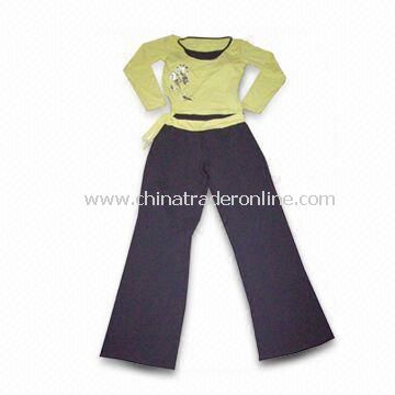 Womens Sportswear for Yoga, Customized Logos are Welcome