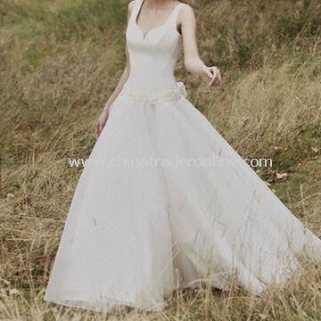 Wedding Dress, Sexy Bodice, Floral Waistband and Airy Skirt from China