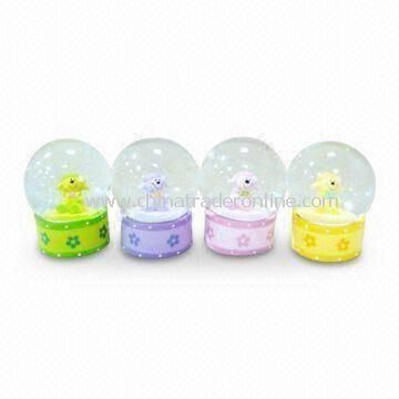 Crystal/Music/Globe Christmas Gift Water Ball, Customized Designs and Colors are Accepted from China