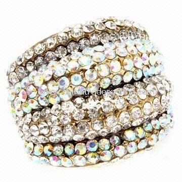 Fashionable Ring, Made of Alloy and Rhinestones, Nickle- and Lead-free