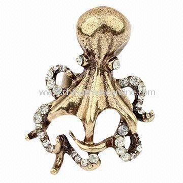 Octopus shaped alloy ring, made of alloy and crystal, available in various designs
