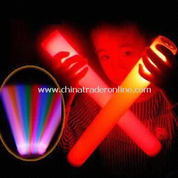 Flashing Glow Sticks, Made of PE, Available in Various Colors and Sizes, OEM Orders are Welcome from China