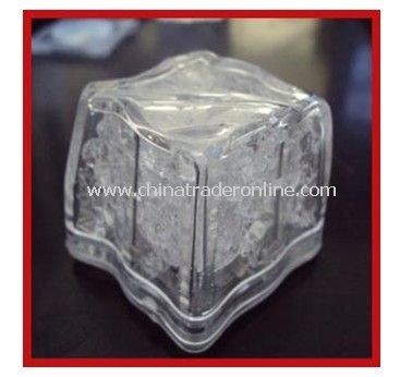 Flash LED Ice Cube with Removable Battery from China