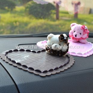 Cartoon Winnie the Pooh Shaped Non Slip Car Pad Mat