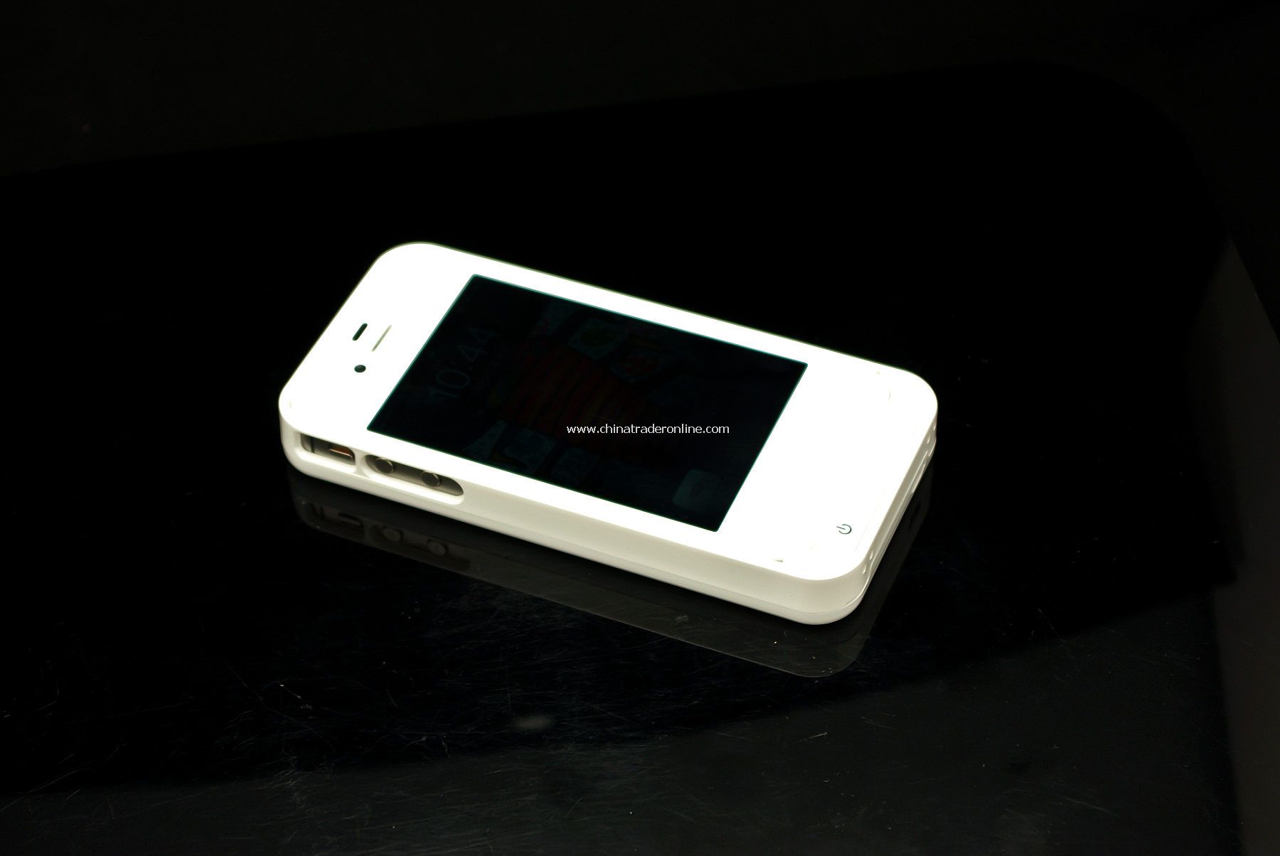 iPhone 4 backup case