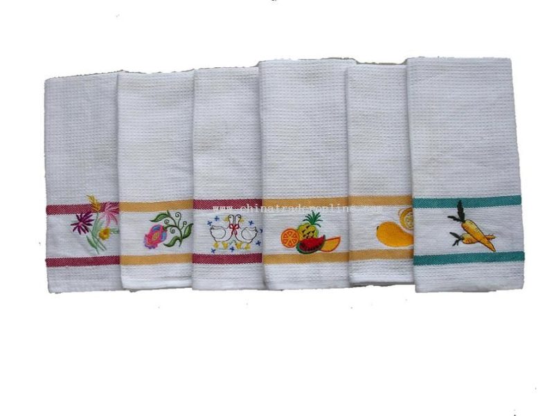 Kitchen towel with emroidery